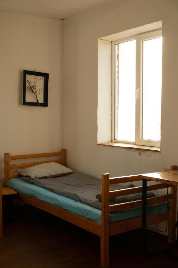 Udabno Hostel Екстер'єр фото